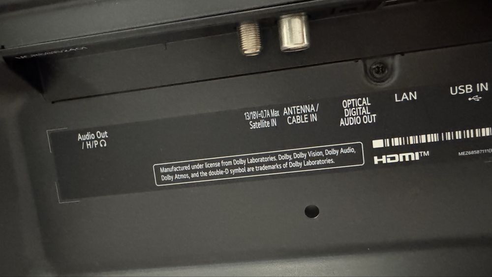 LG Smart TV de 65- P/peças
