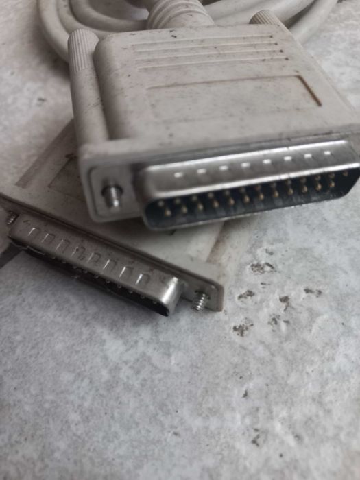 Cabos para equipamentos eletrónicos