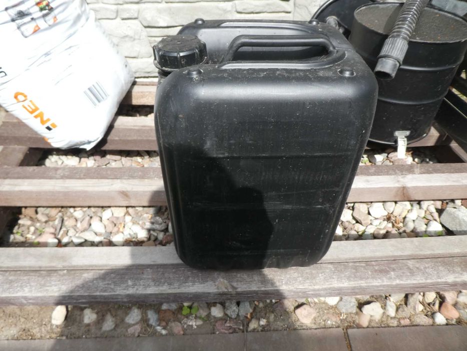 baniaki 20 litrowe