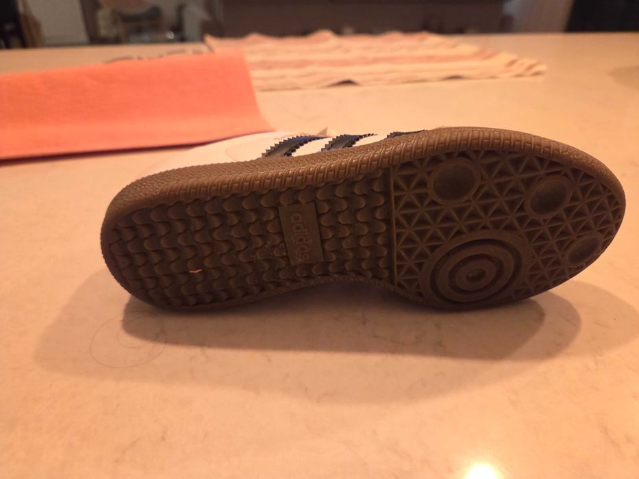 Adidas Samba de criança em bom estado