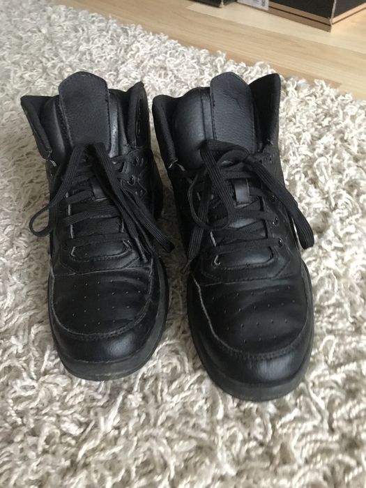 Sneakersy męskie ze skóry Nike r. 38,5/24,5