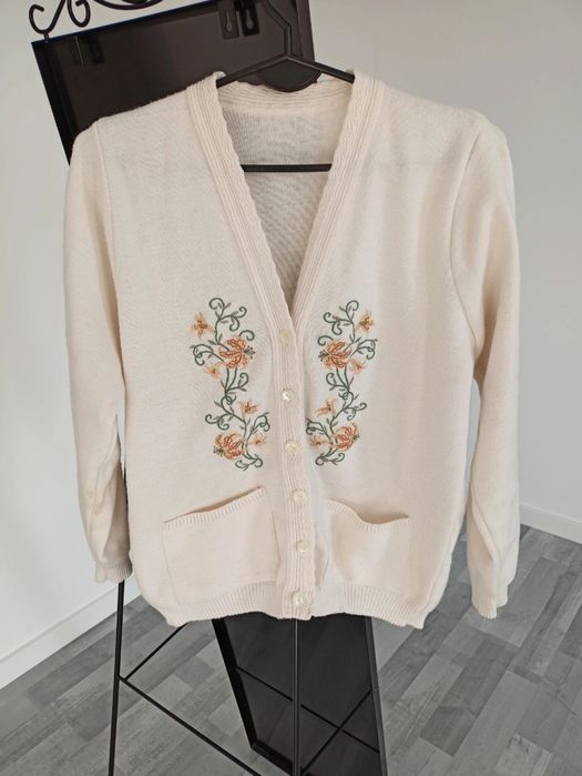 Sweter kardigan damski w stylu vintage s m