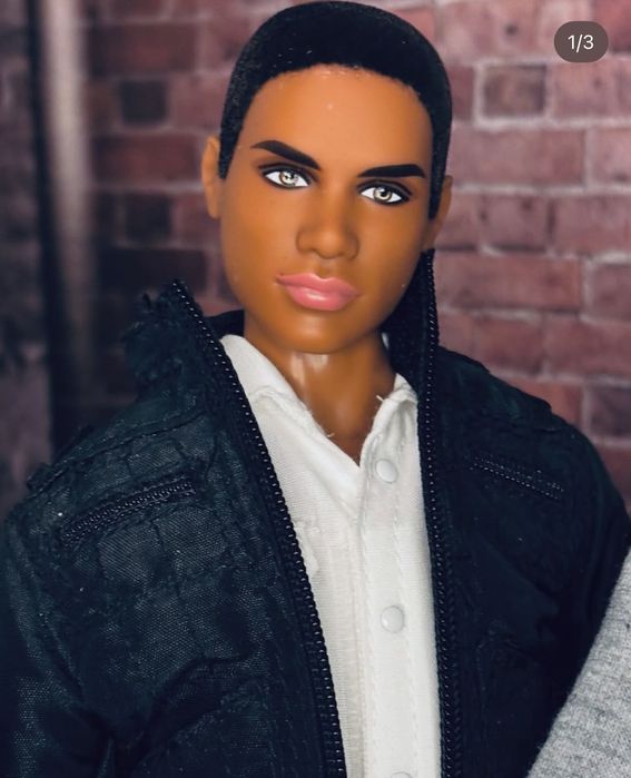 Кен Barbie Texas A&M University African-American Ken Doll