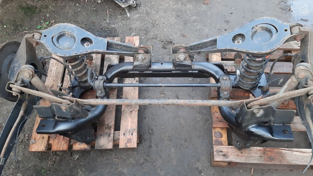 Oś wózek sanki tylne Ford Mondeo mk3 kombi