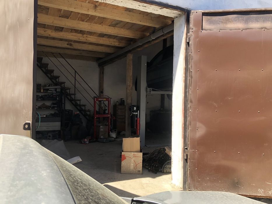 Оренда двох гаражів в АГК Сокільники