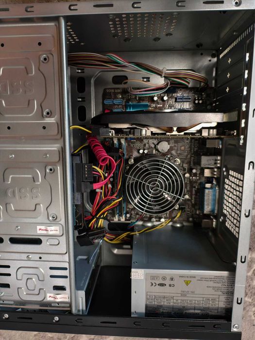 Системний блок i5-3470 HD6770 1gb HDD 500гб 8gb ddr3