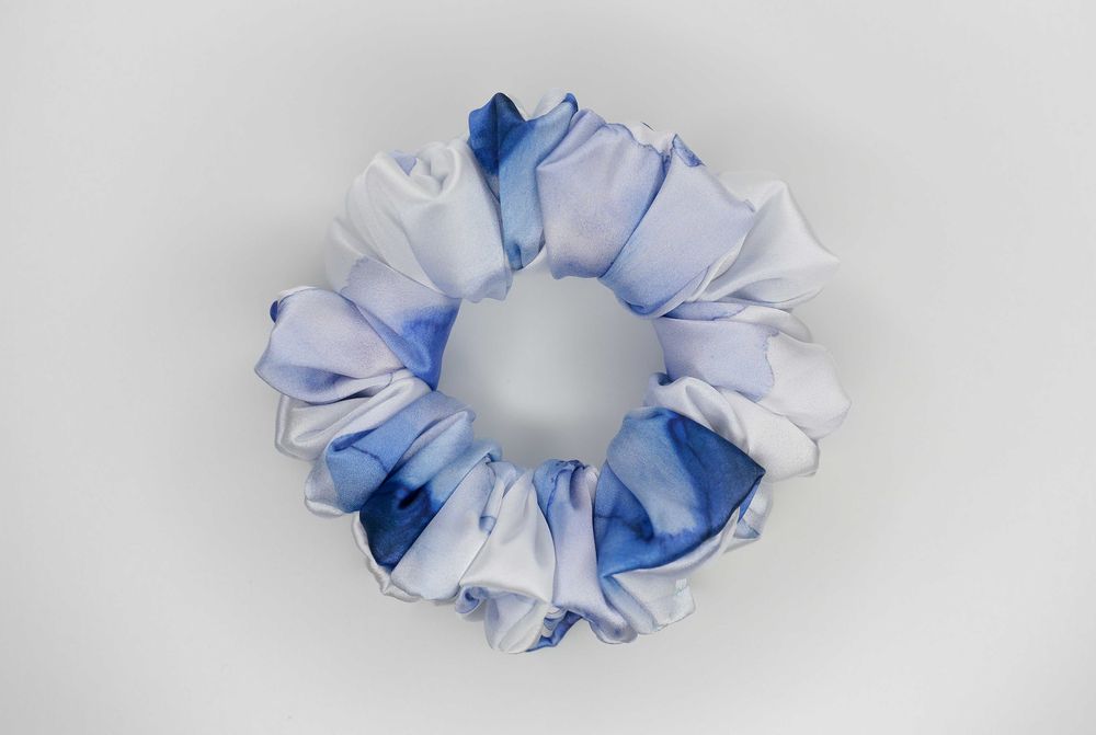 gumka do włosów scrunchie MIDI satynowa frotka