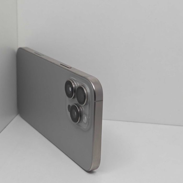 iPhone 16 Pro Max 256GB – Como Novo | Garantia | Financiamento