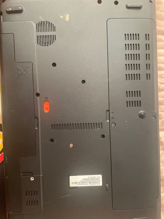 Laptop Acer sprzedam używany w dobrym stanie