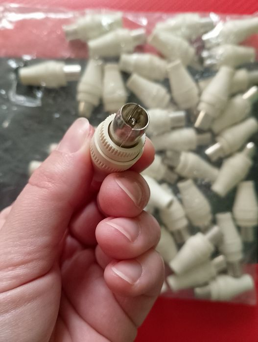 Adapter antenowy 42 sztuki