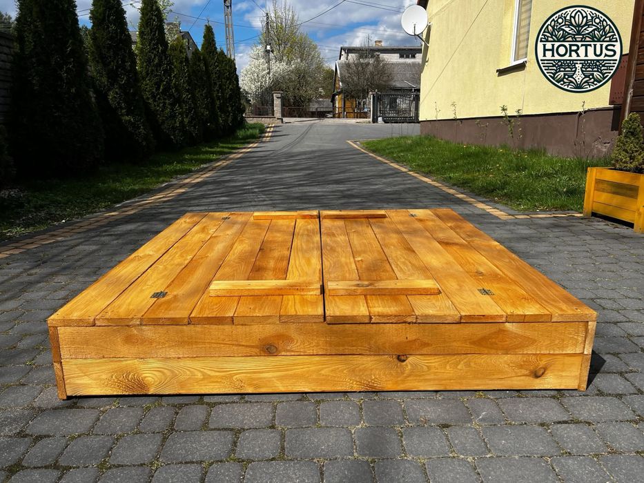 Piaskownica drewniana składana zamykana z ławeczkami