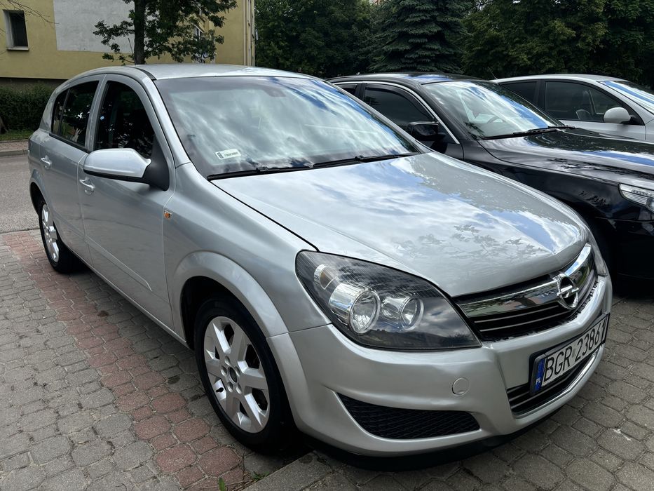 Opel Astra 1.6gaz 2007r