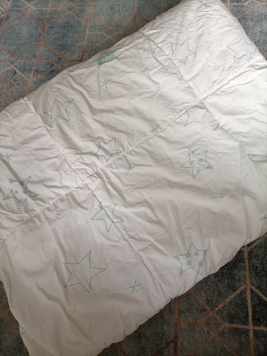 Kołdra niemowlęca i prześcieradła