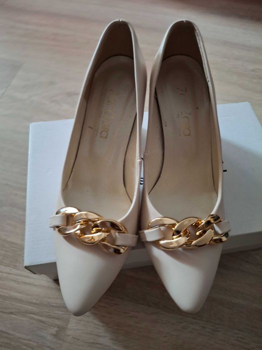 Туфлі в ідеальному стані