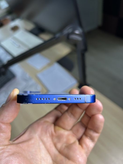 Продам Iphone 12 128 gb blue