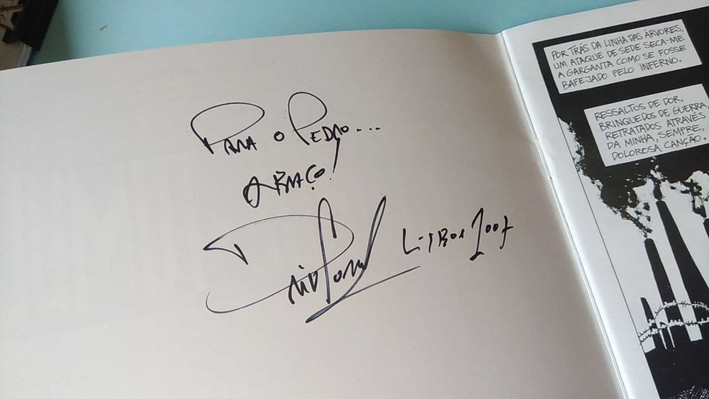 "CIDADE-TÚMULO" Livro BD assinado pelo autor David Soares