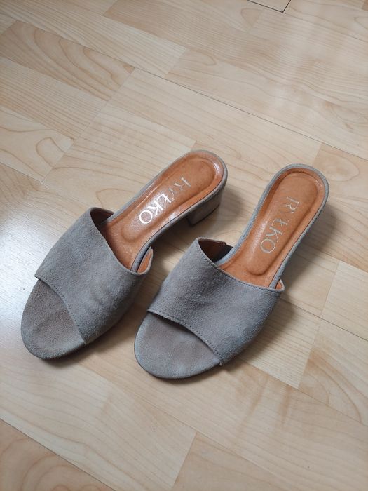 Klapki Ryłko, rozmiar 36