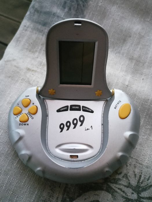Gra elektroniczna retro