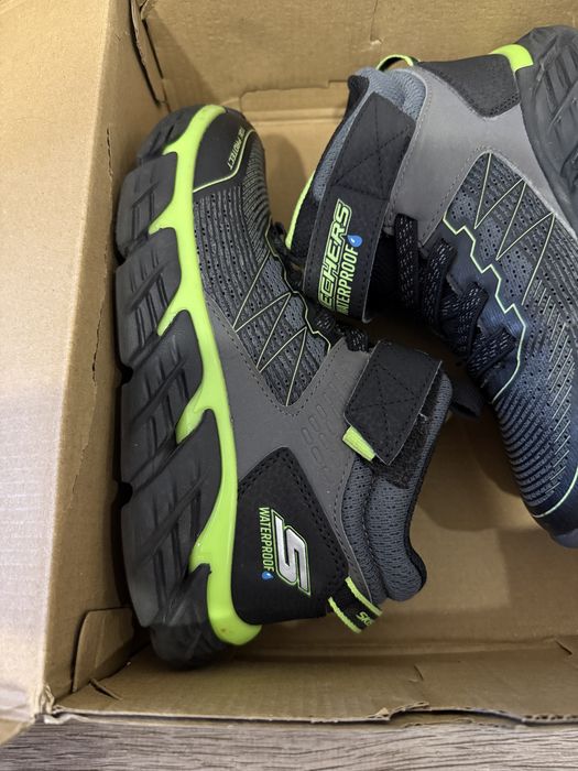 Чоботи Skechers 32,33