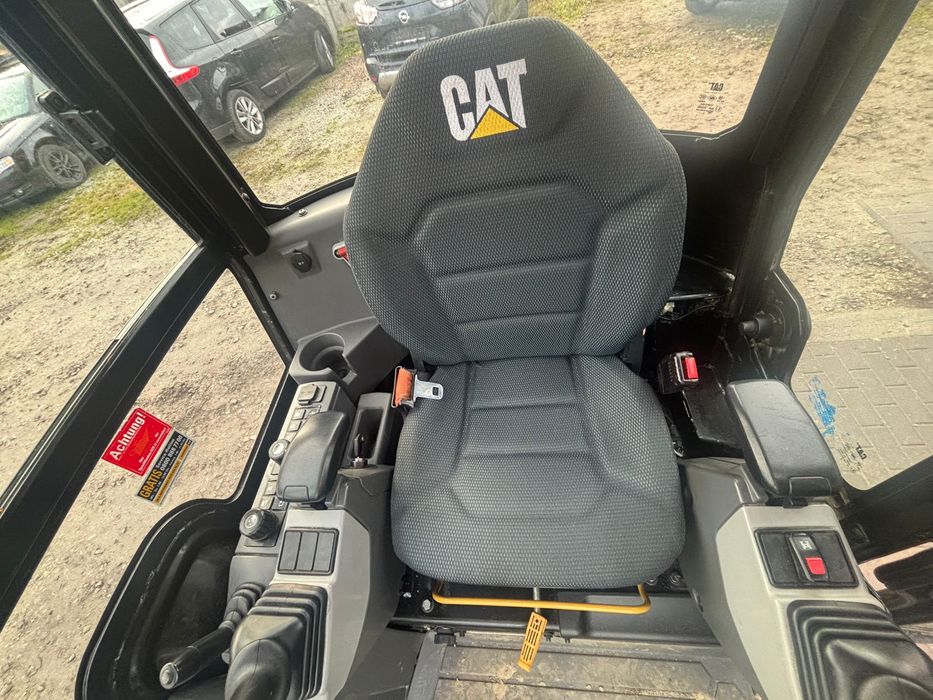 Minikoparka koparka CAT Catapillar 301.8 2Tony