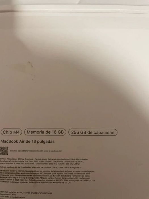 MacBook Air 13" | 2025 | M4 | 16GB | 256GB SSD