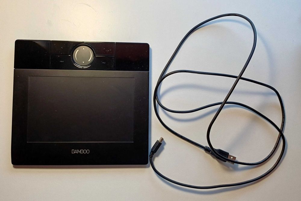 Tablet graficzny Wacom Bamboo - MTE-450 sprawny nie używany