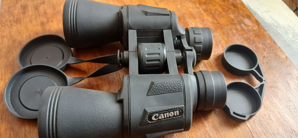 Бінокль   Canon.