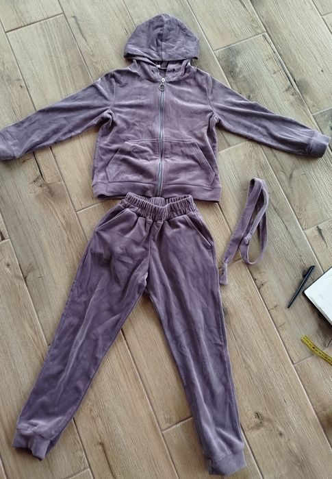 Дитячий велюровий спортивний костюм, 122 см