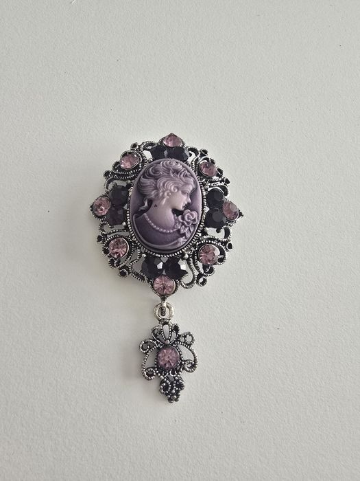 broszka cameo (kamea)