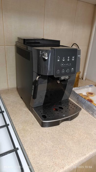 Sprzedam ekspres do kawy "DELonghi " mod. ECAM22X. 2Y-22X.3Y