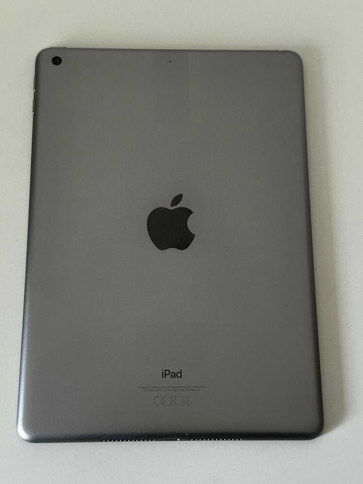 Планшет Apple iPad 32Gb Wi -Fi A1893 6 генерація