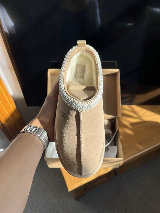 Nowe UGG Tazz Slipper Sand r.39