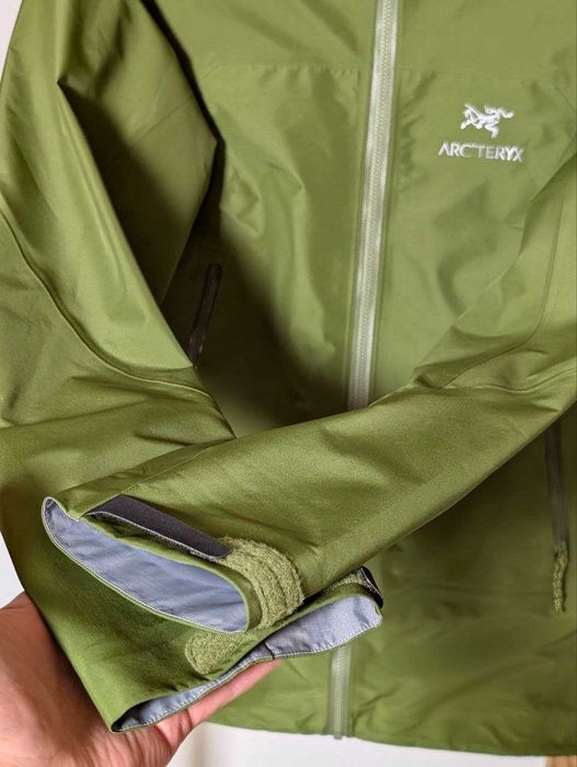Дощовик Arc'teryx Zeta LT Jacket оригінал S розмір стан нова річ сток