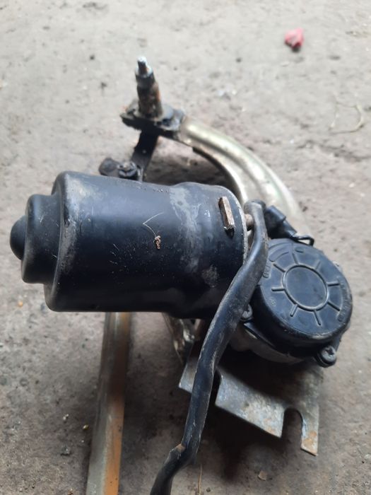 Моторчик  двірників