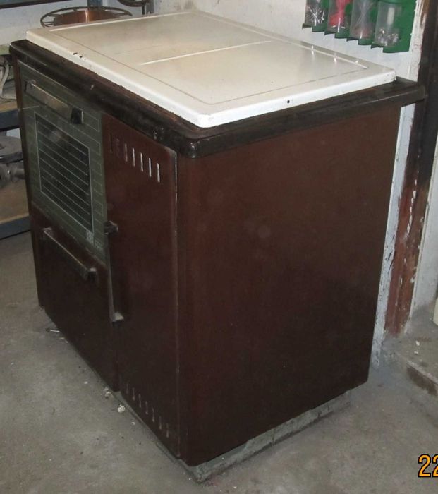 Kuchnia węglowa używana + wężownica (podkowa)