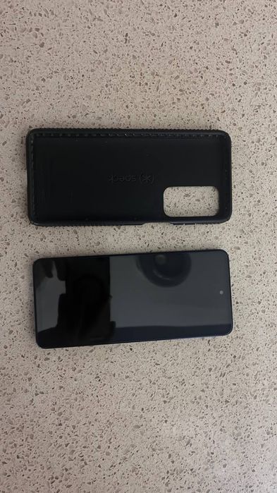 Продам Motorola EDGE 2021