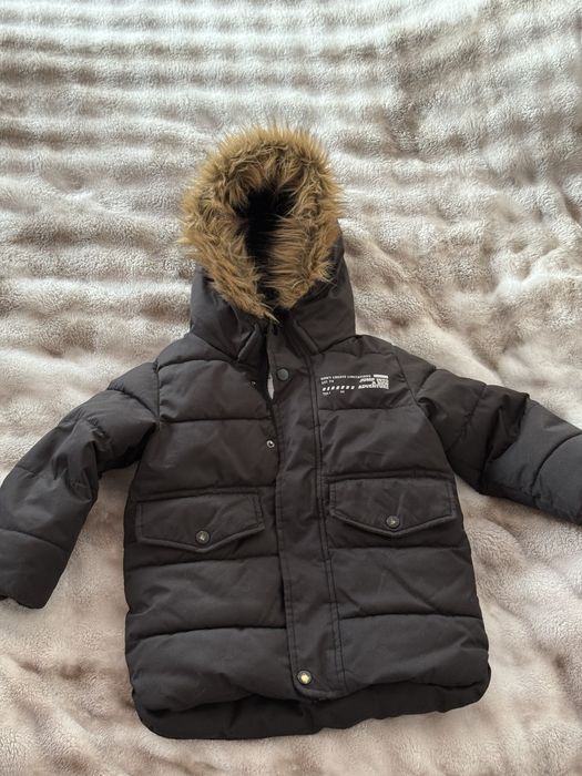 Дитяча парка зимова