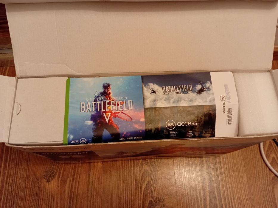 Xbox One S  1 TB box super stan