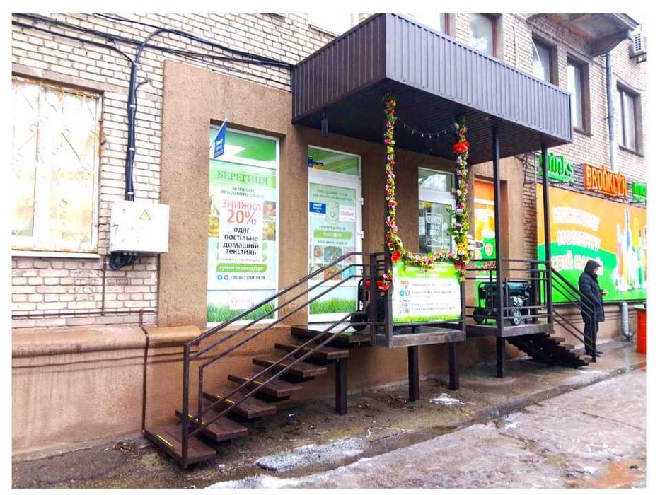 Оренда нежитлового приміщення 90 м. кв. на бул. Шевченка