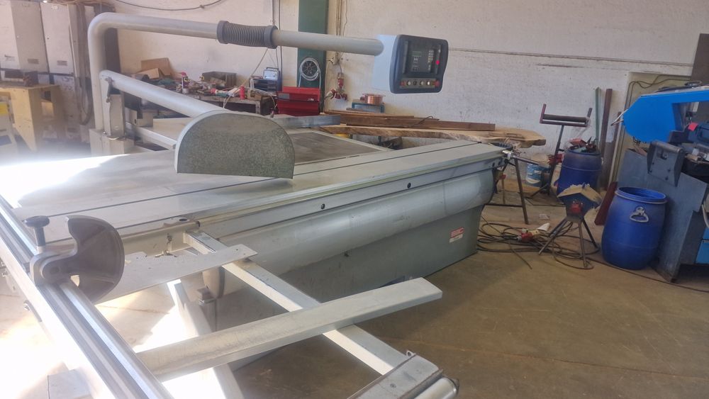 Esquadrejadora sac com subida descida eletrica e paralela eletrica