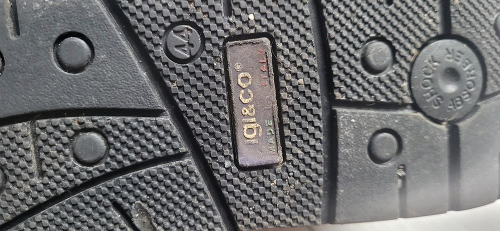 Buty zamszowe Igi&Co - włoskie męskie bardzo dobry stan rozmiar 44