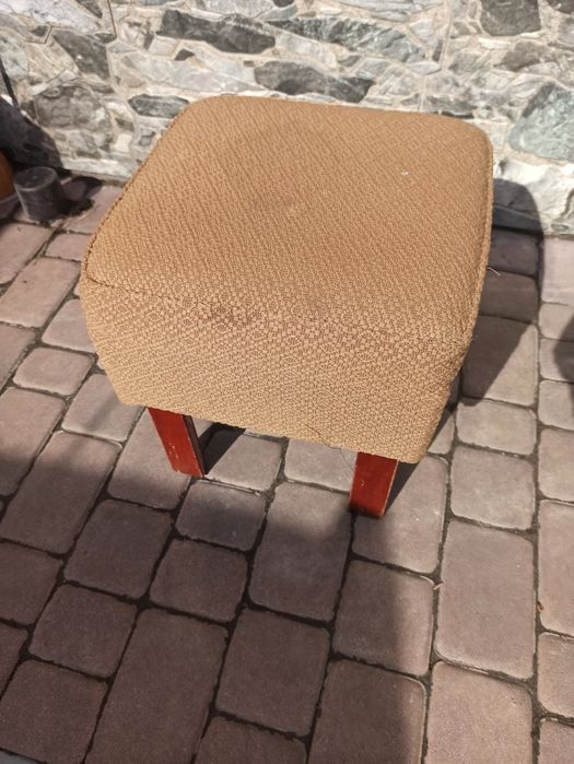 Podnóżek PRL do renowacji