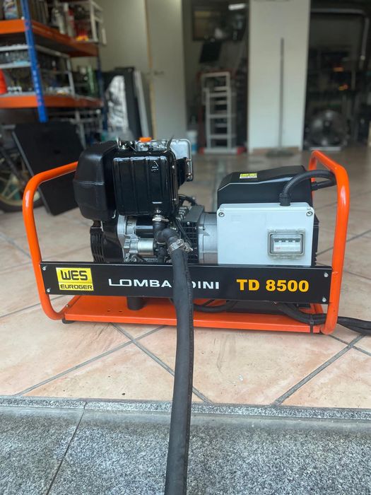 Gerador trifásico 8.2 kW