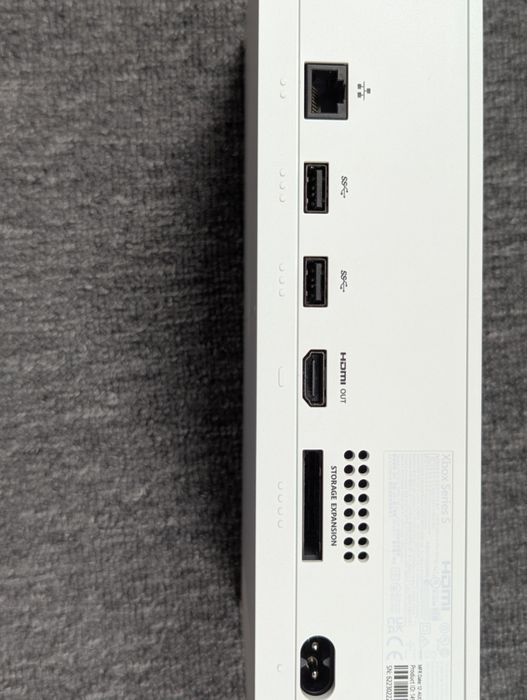 XBOX SERIES S 512GB + 2 pady