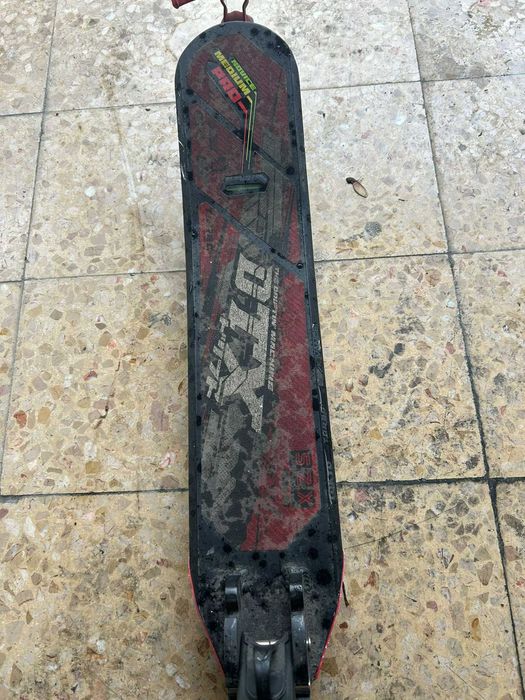 Trotinete Freestyle dobrável Oxelo DTX preto/vermelho
