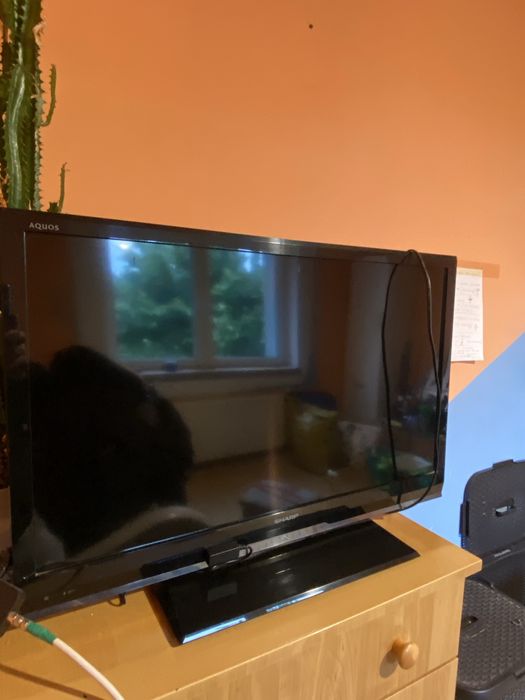 Telewizor sprzedam sharp LCD