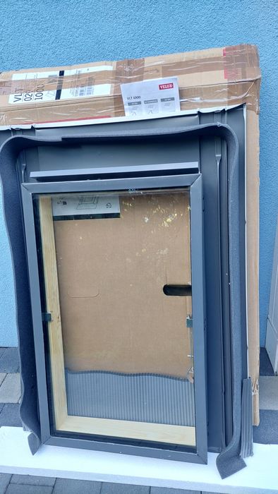 Wyłaz dachowy Velux VLT 029
