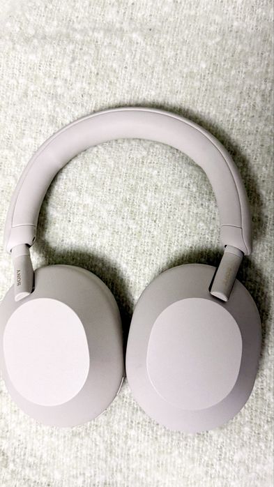 Słuchawki Sony WH1000XM5S srebrne