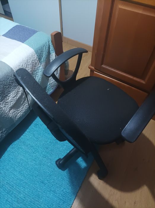 Cadeira pequena 10€