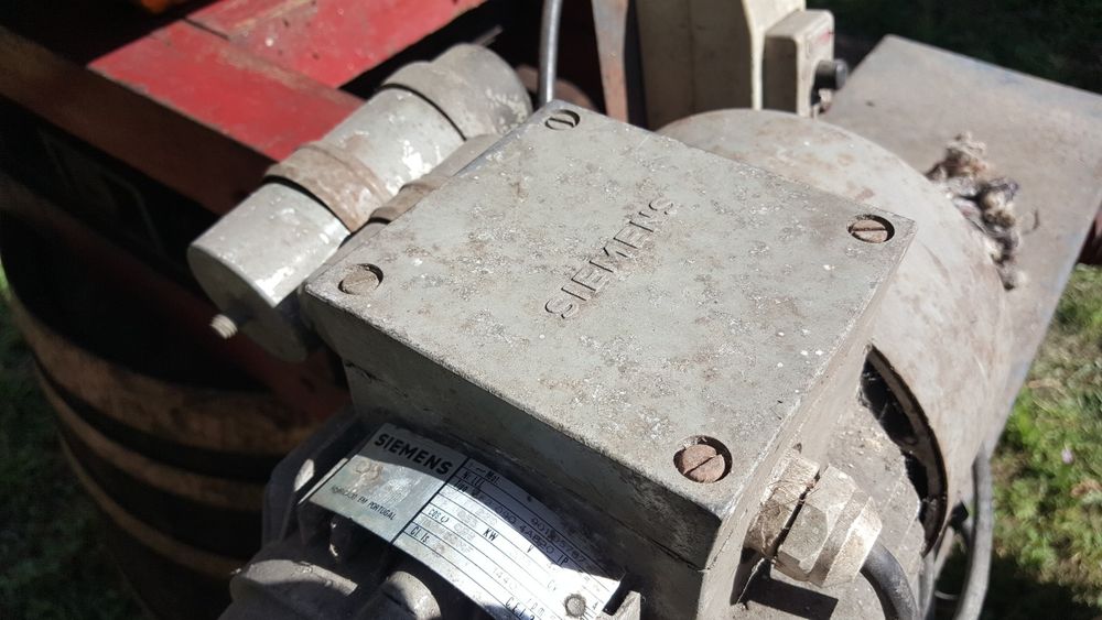 Ralador eléctrico para uvas